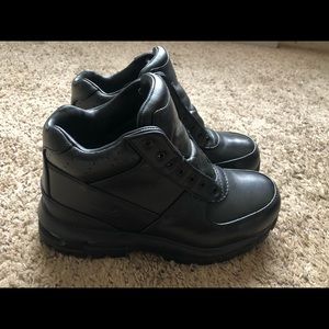 Nike ACG BOOTS